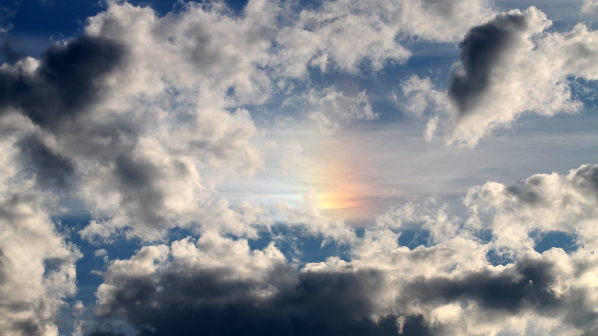 加勒比闪电击穿蓝月堡垒，阿圭罗的攻防交响诗