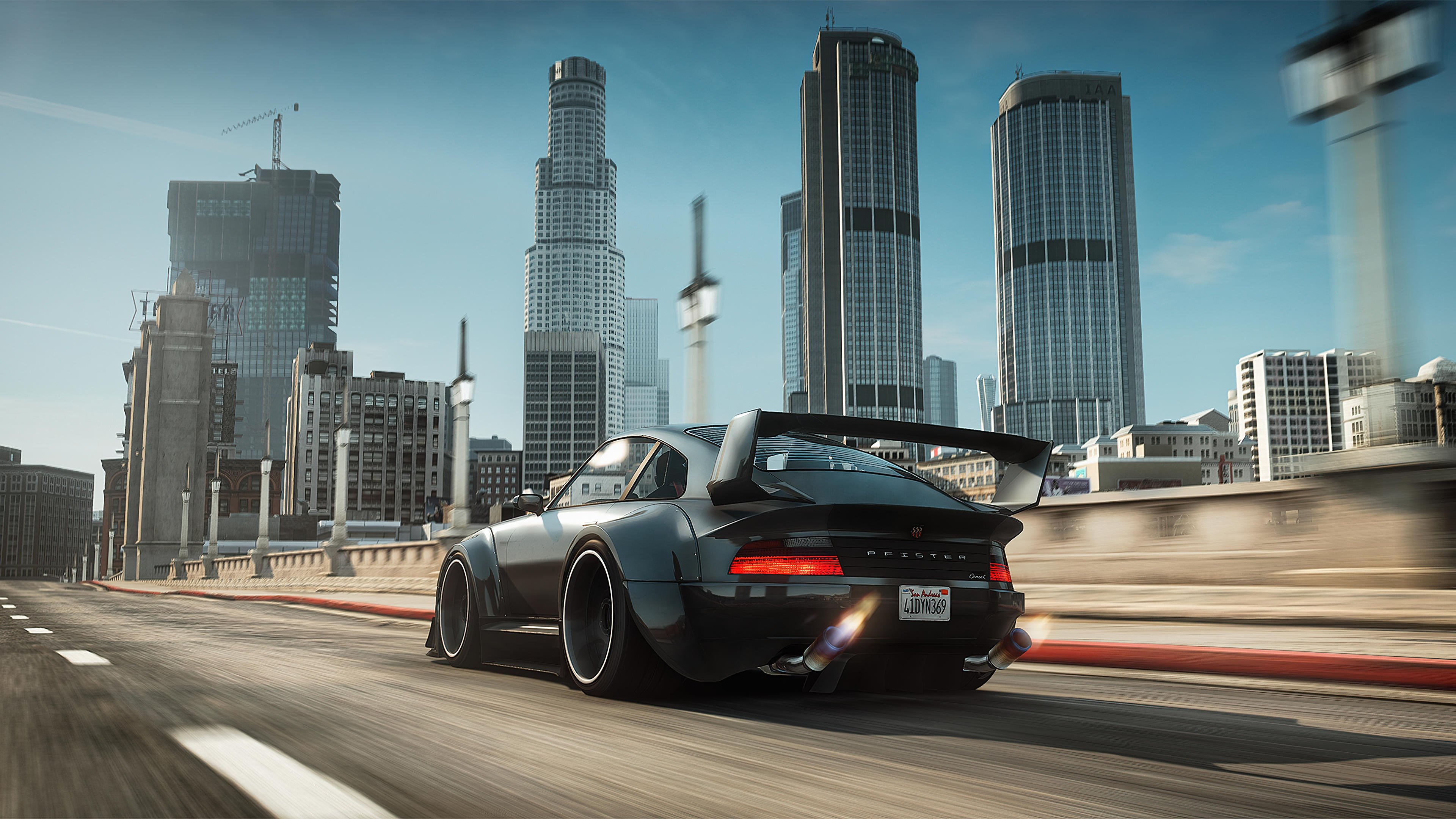 托尼·库哈尔斯基的救赎之夜，当足球飞越国境线